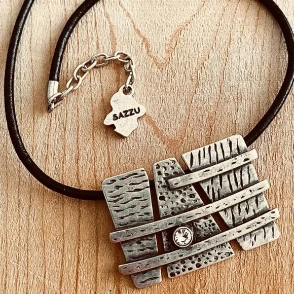 NECKLACE - Picture 4 of 6